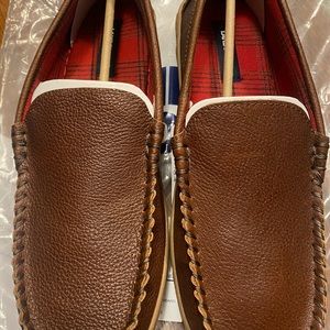 Lands End Men’s Blake Shelton slippers